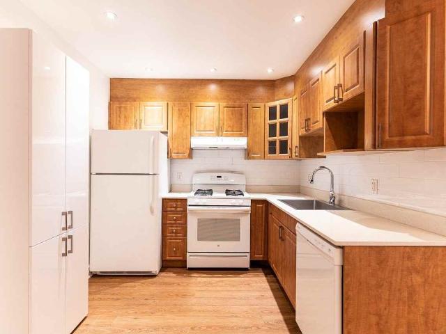 Apartment for rent in St. Leonard's, Quebec