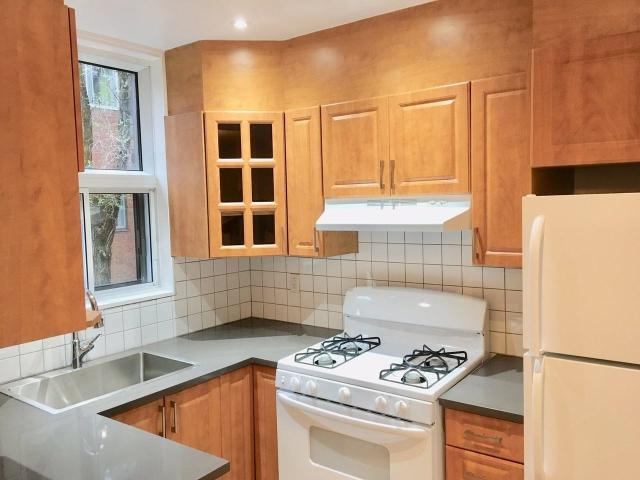 Apartment for rent in St. Leonard's, Quebec