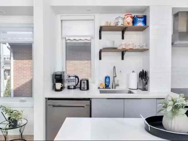 Apartment for rent in Woburn, Ontario