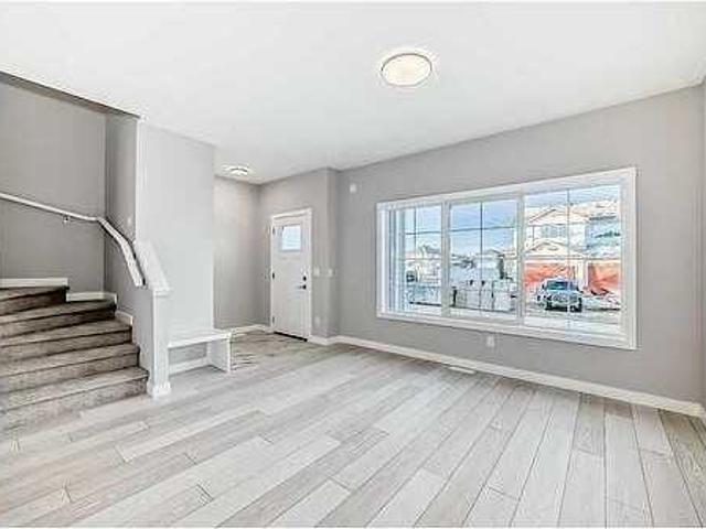 Apartment for rent in Chelsea, Chestermere