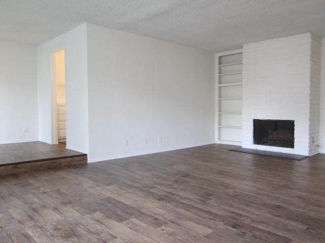 Apartment for rent in Santa Monica, California