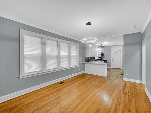 Apartment for rent in Chicago Park, Illinois