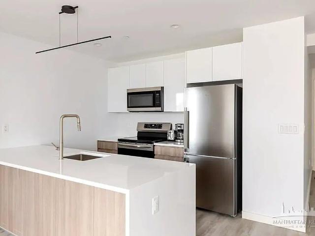 Apartment for rent in Arverne, New York