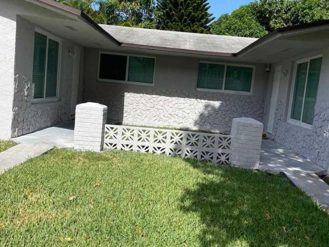 Apartment for rent in Hallandale