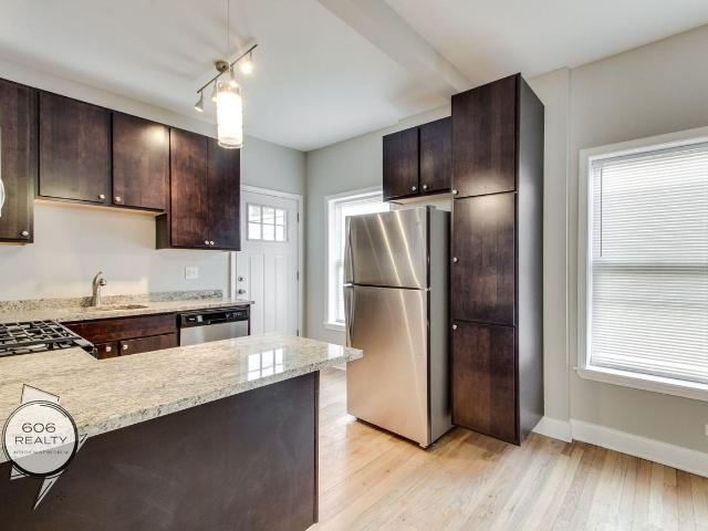 Apartment for rent in Chicago Park, Illinois