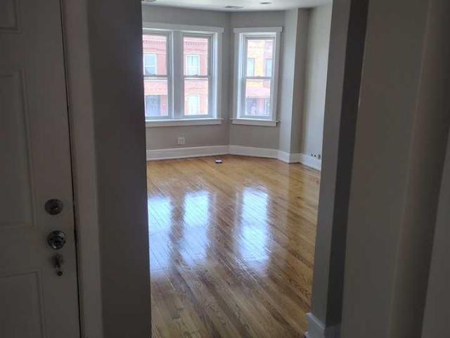 Apartment for rent in Chicago Park, Illinois