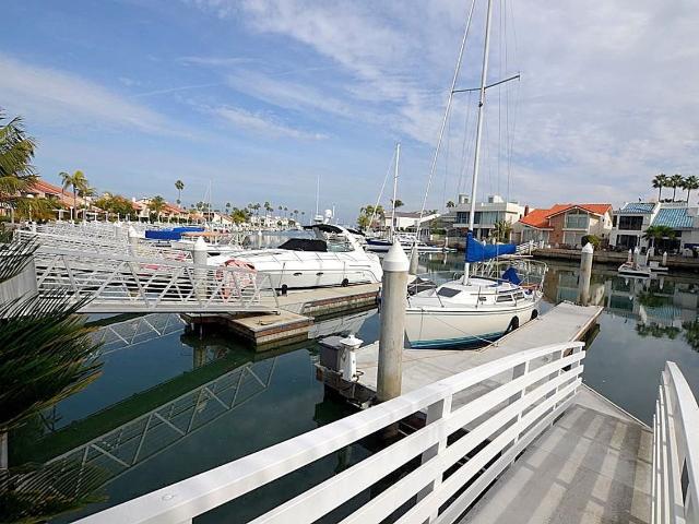 Apartment for rent in Coronado, California