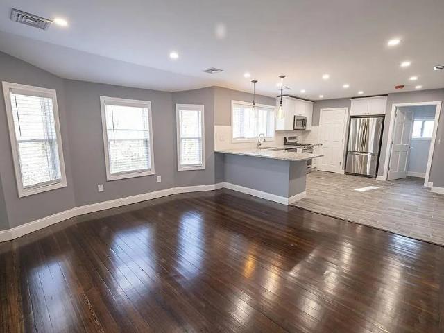 Apartment for rent in Quincy, Massachusetts