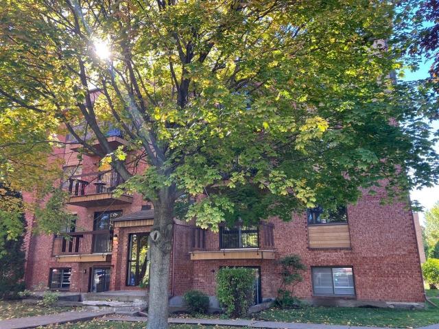 Apartment for rent in Pointe-aux-Trembles, Montréal
