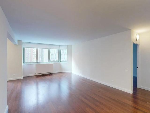 Apartment for rent in Arverne, New York