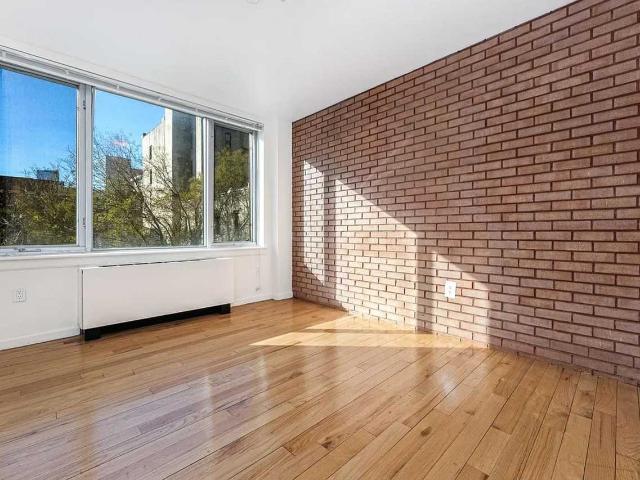Apartment for rent in Arverne, New York