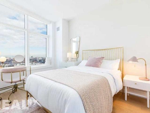 Apartment for rent in Arverne, New York