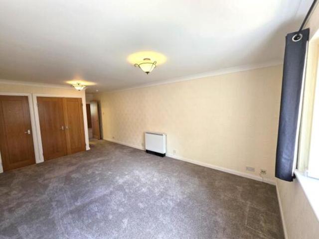 Apartment for rent in Cardiff Bay, Falcon Lodge
