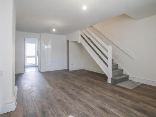 Apartment for rent in Cat Hill