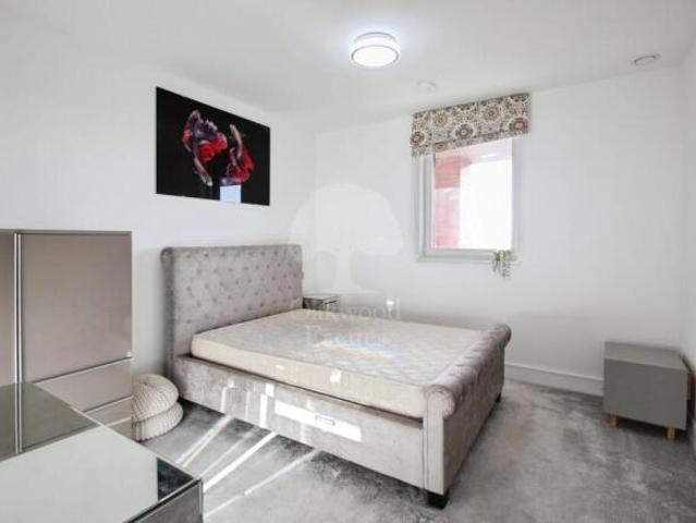 Apartment for rent in Southall, Greater London