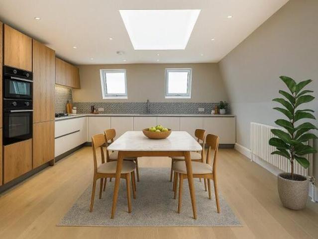Apartment for rent in Cat Hill, England