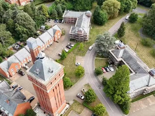 Apartment for rent in Frogmore, Five Acres