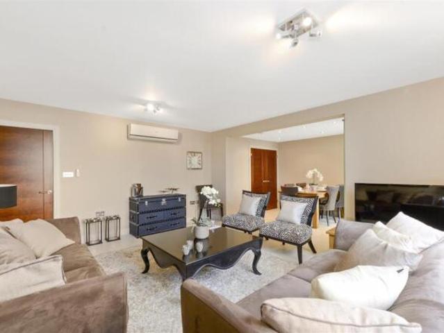 Apartment for rent in Ashill, Somerset