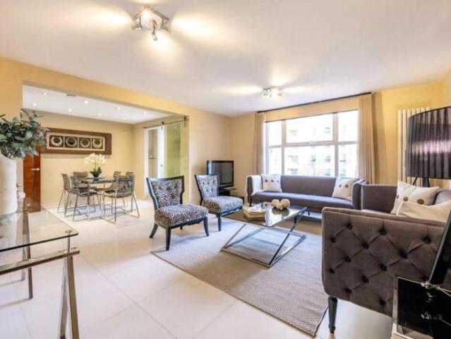 Apartment for rent in St. John's Wood, Greater London