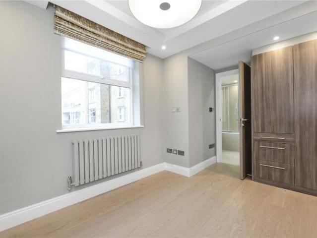 Apartment for rent in St. John's Wood, Greater London