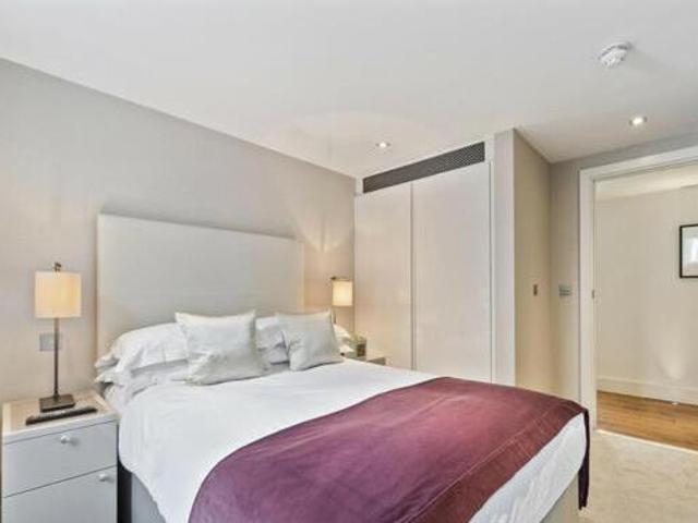 House for sale in Brentford, Greater London