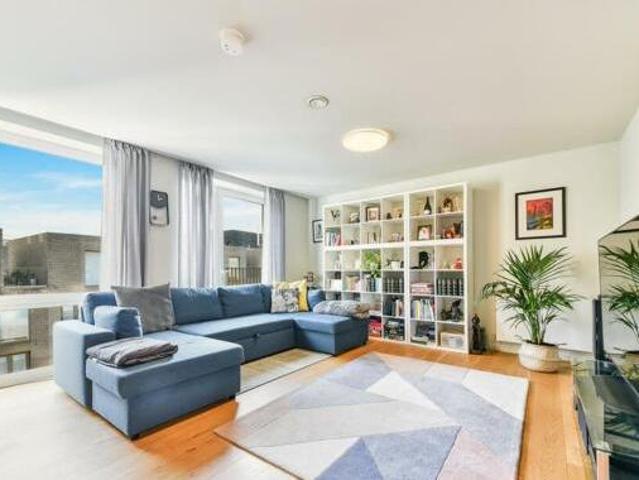 House for rent in Brentford End, Greater London