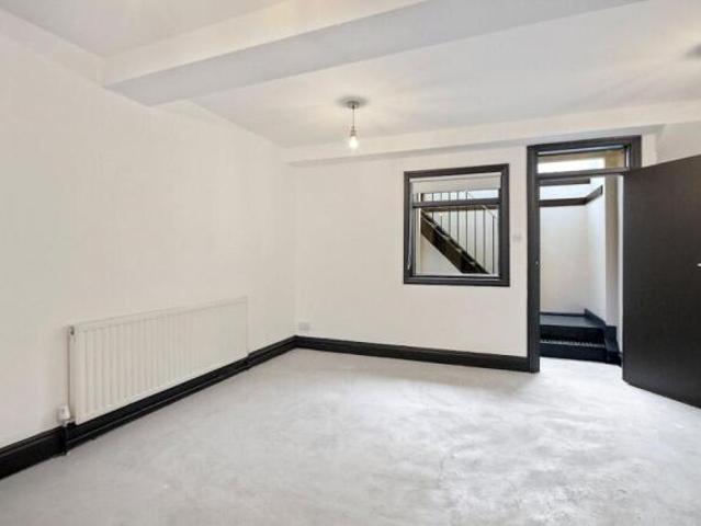 Apartment for rent in Cat Hill
