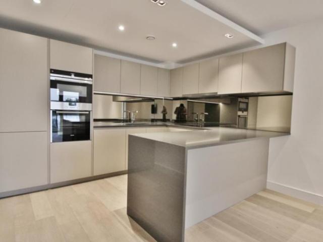 Apartment for rent in Acton, Greater London