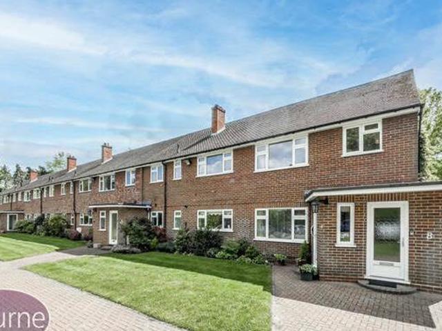House for rent in Surrey