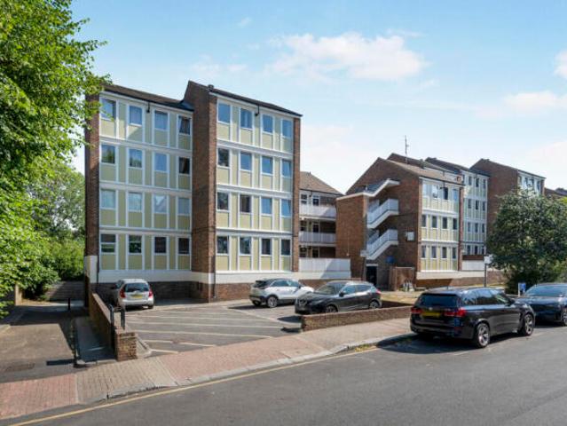 Apartment for rent in Cat Hill