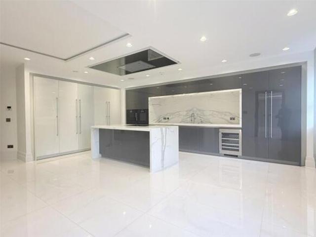 Apartment for rent in Hadley Wood, Greater London