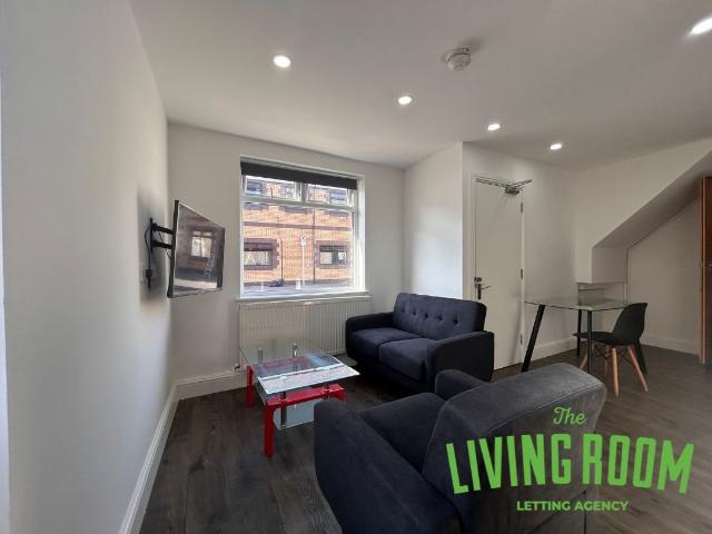 Apartment for rent in Maindy, Cardiff