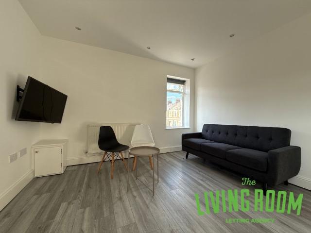 Apartment for rent in Maindy, Cardiff