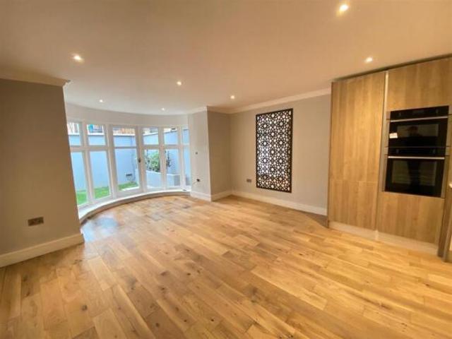 Apartment for rent in Greater London