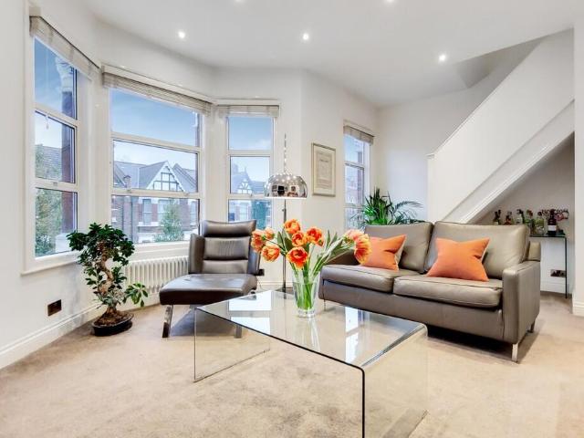 Apartment for rent in The Rise, Isle Of Man