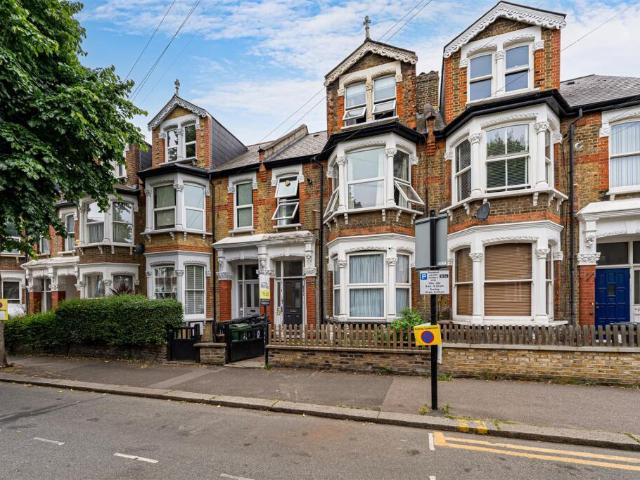 Apartment for rent in Walthamstow