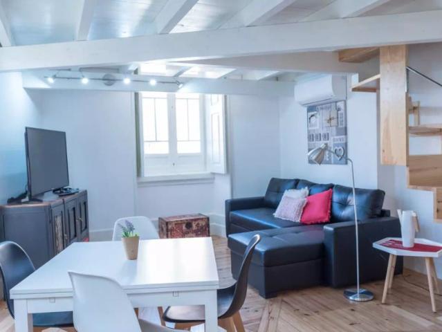 Apartamento alugar em Coimbra (Sé Nova, Santa Cruz, Almedina e São Bartolomeu), Coimbra