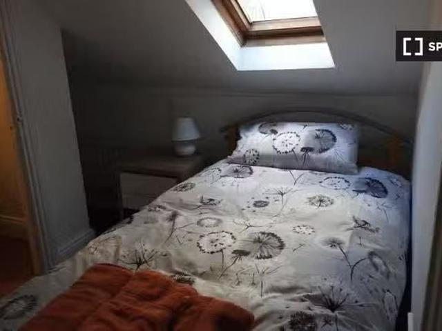 Apartment to rent in Bluebell, North Tipperary