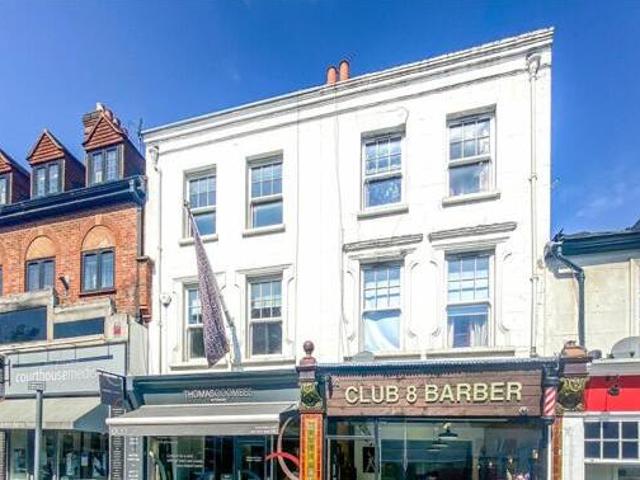 House for rent in Lower Green Esher, Blackhills
