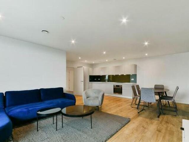 House for rent in Surrey