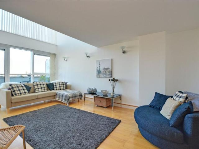 Apartment for rent in Greenwich