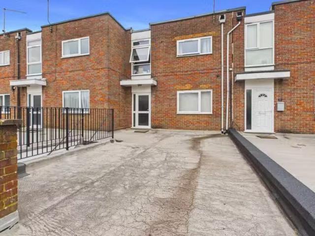 Apartment for rent in Forty Green, Isle Of Man