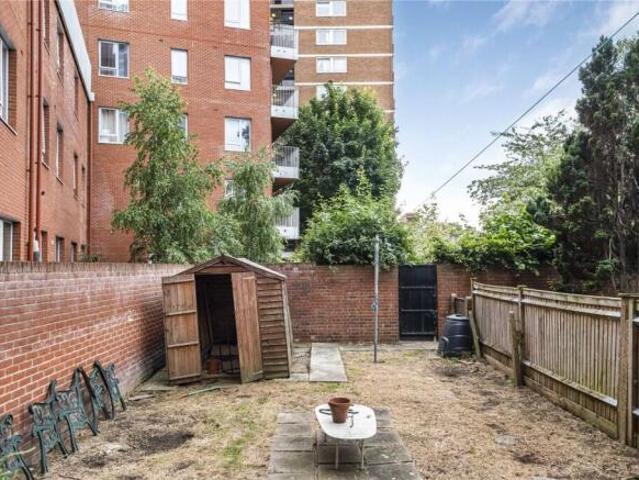 Apartment for rent in Cat Hill