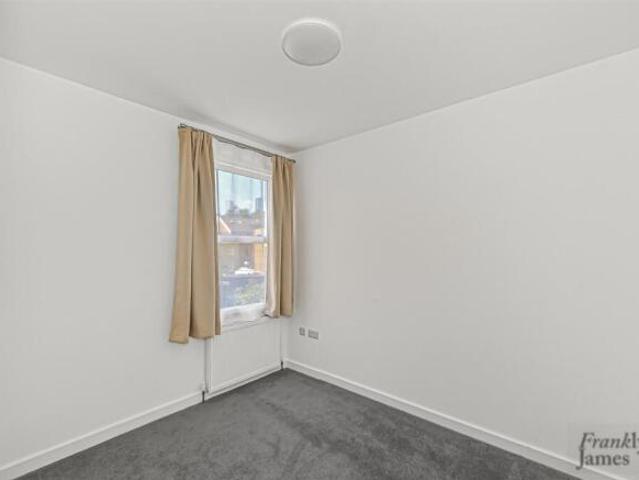 Apartment for rent in Cat Hill