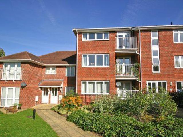 House for rent in Perryfields, West Sussex