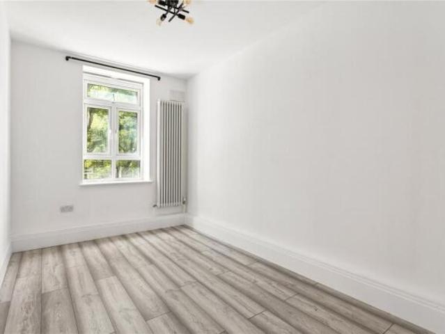 Apartment for rent in Homerton, Greater London