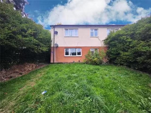 Apartment for rent in Masefield, Turves Green