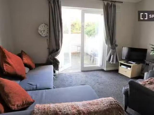 Apartment to rent in Bluebell, North Tipperary