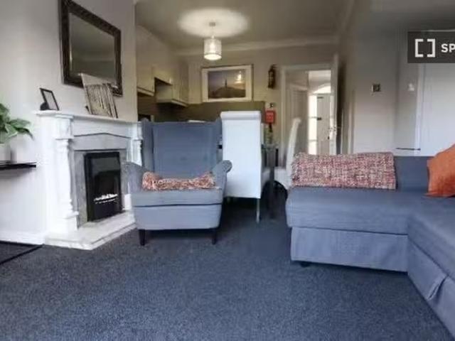 Apartment to rent in Bluebell, North Tipperary