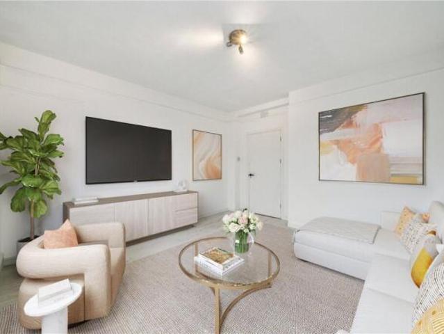 Apartment for rent in Cat Hill, England